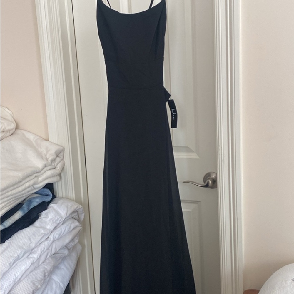 Lulu's Classic Black Maxi‎ Dress